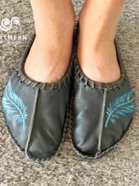 soft moccasin, deerskin shoe, ballet flat, leather slipper