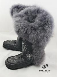 Drop-side cuff All Leather Mukluks