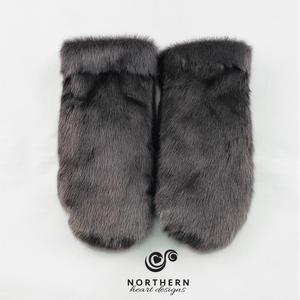 seal mitts with seal cuff