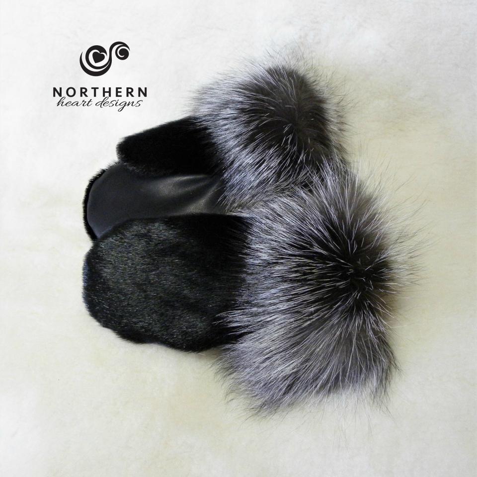 Seal mitts with silver fox fur cuff