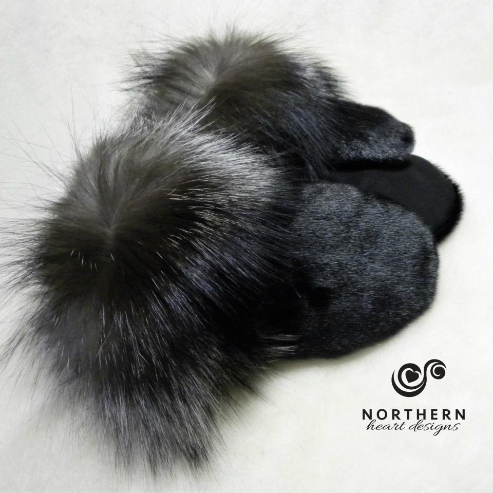 seal mitts with silver fox fur cuff