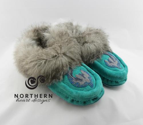 moccasins, slippers, beading, suede, leather, fur
