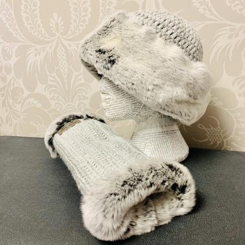Istas Fur Hat with optional Hand Muff