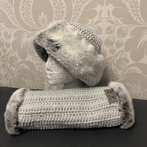 Istas Fur Hat with optional Hand Muff